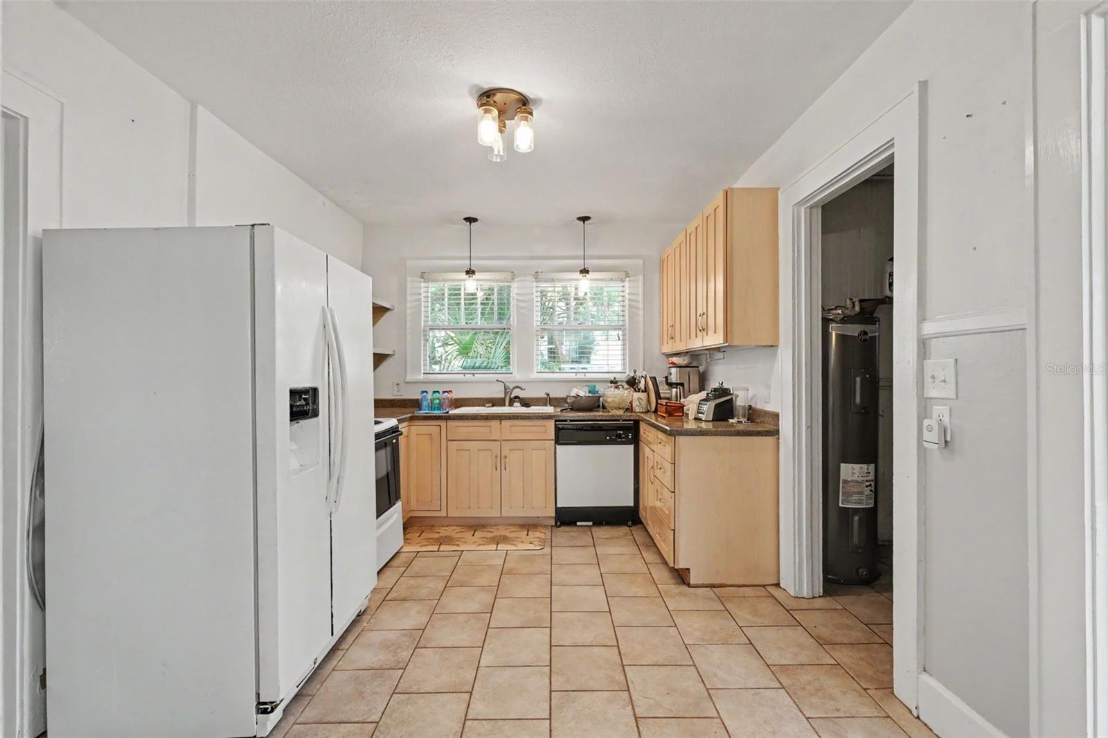 5441 1ST AVE N, ST PETERSBURG, FL — photo 25