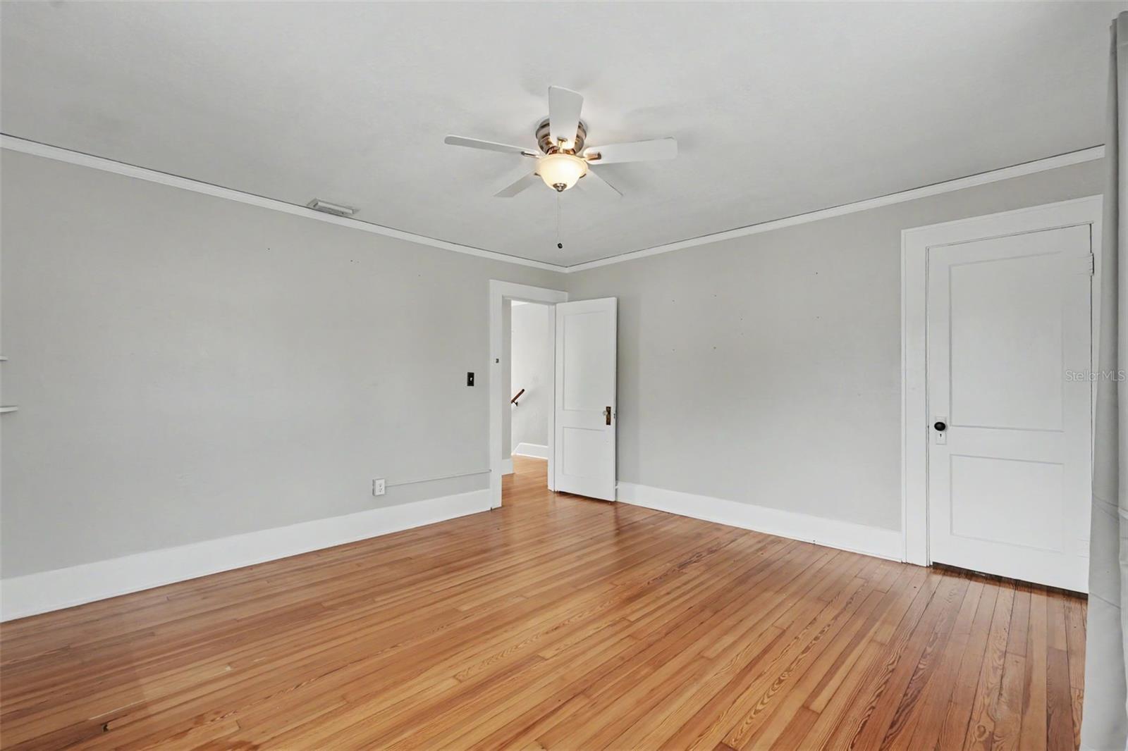 5441 1ST AVE N, ST PETERSBURG, FL — photo 34