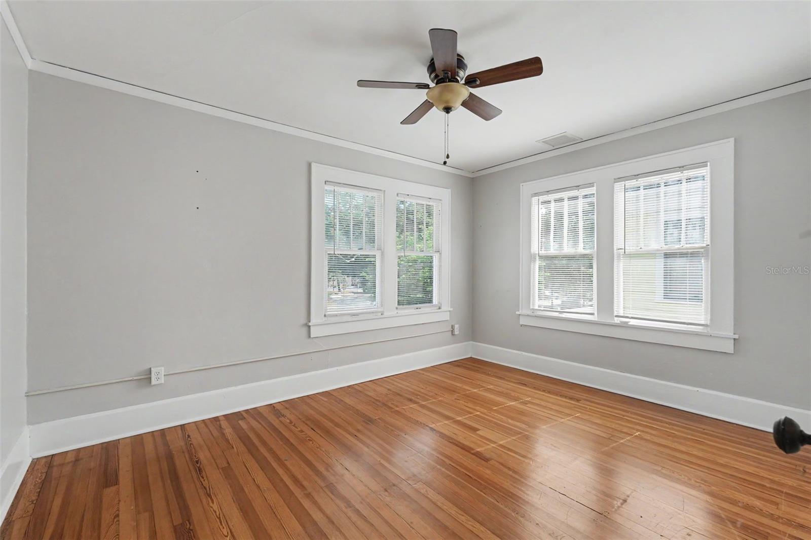 5441 1ST AVE N, ST PETERSBURG, FL — photo 35