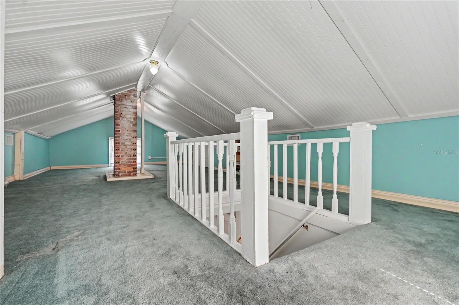 5441 1ST AVE N, ST PETERSBURG, FL — photo 37