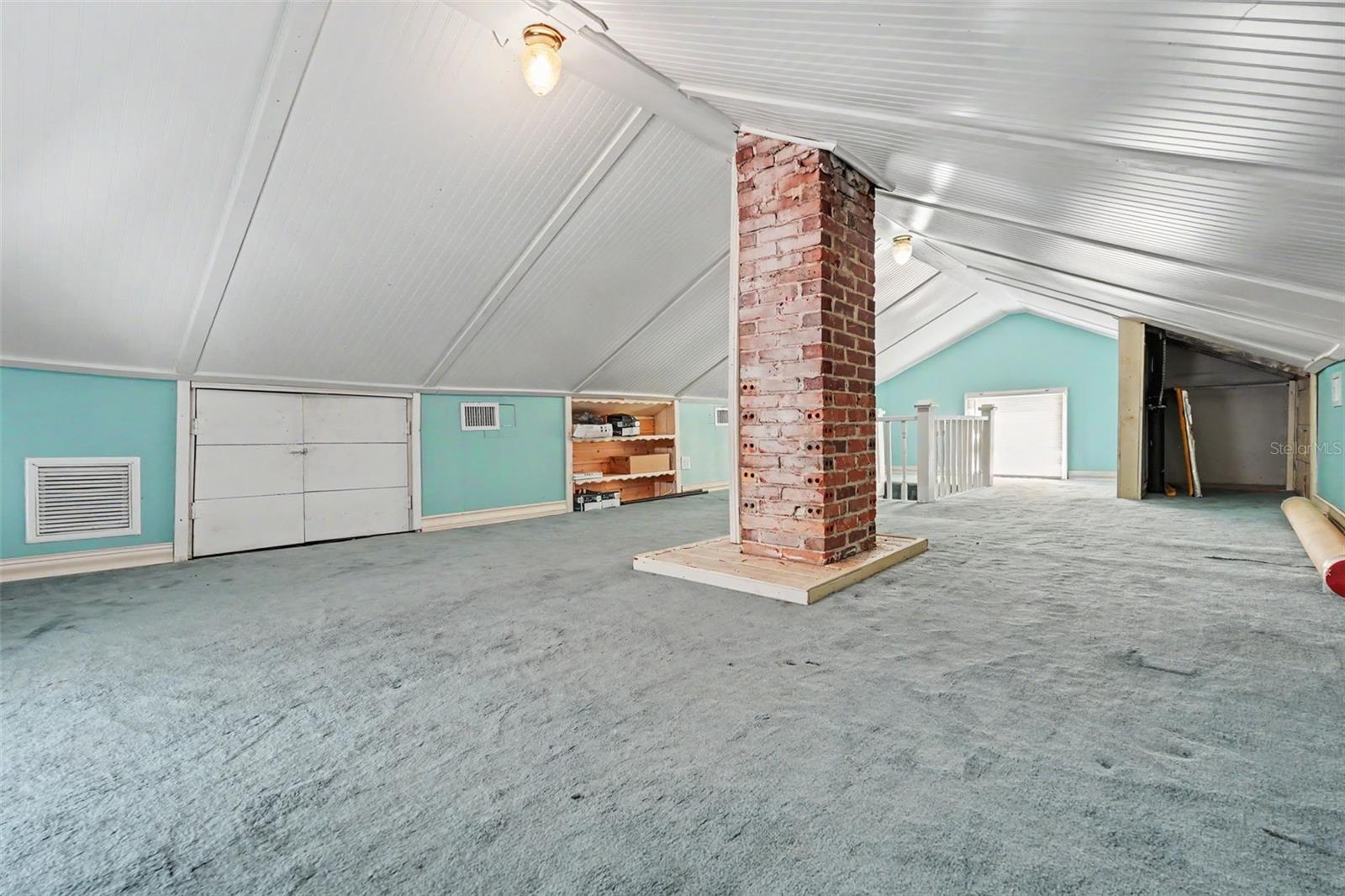 5441 1ST AVE N, ST PETERSBURG, FL — photo 39