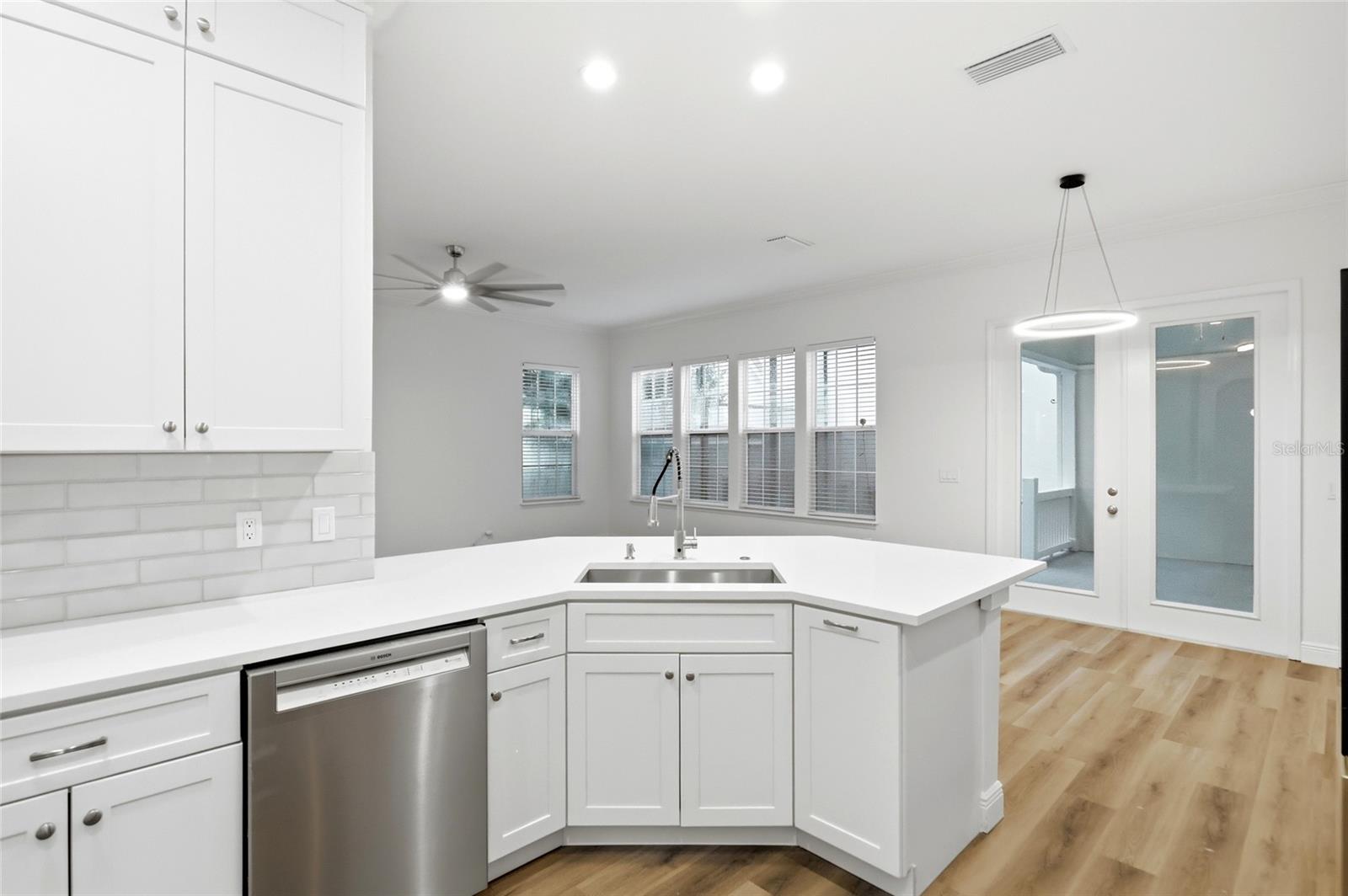 912 WATERSIDE DR, CELEBRATION, FL — photo 15