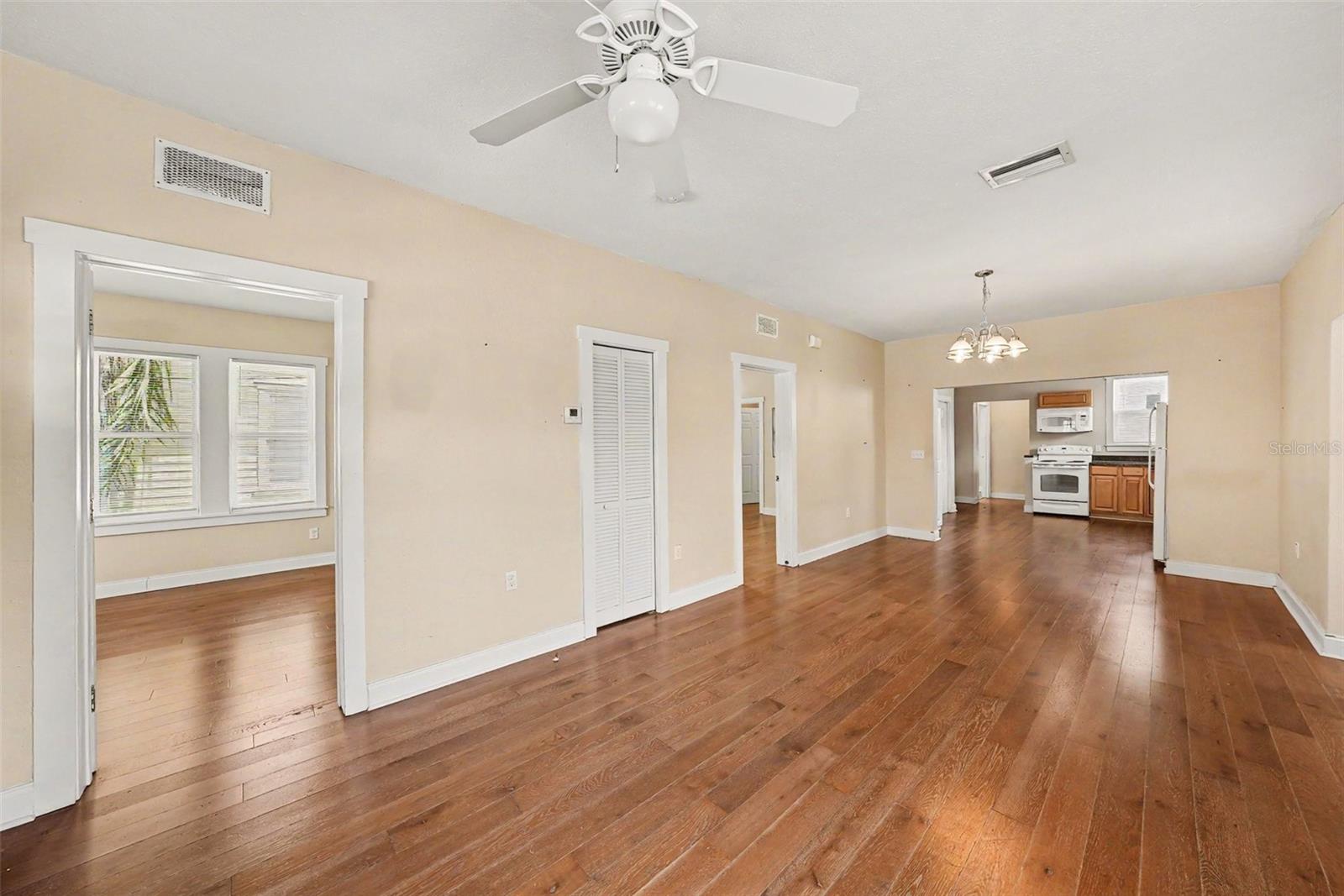 1601 E 15TH AVE, TAMPA, FL — photo 9
