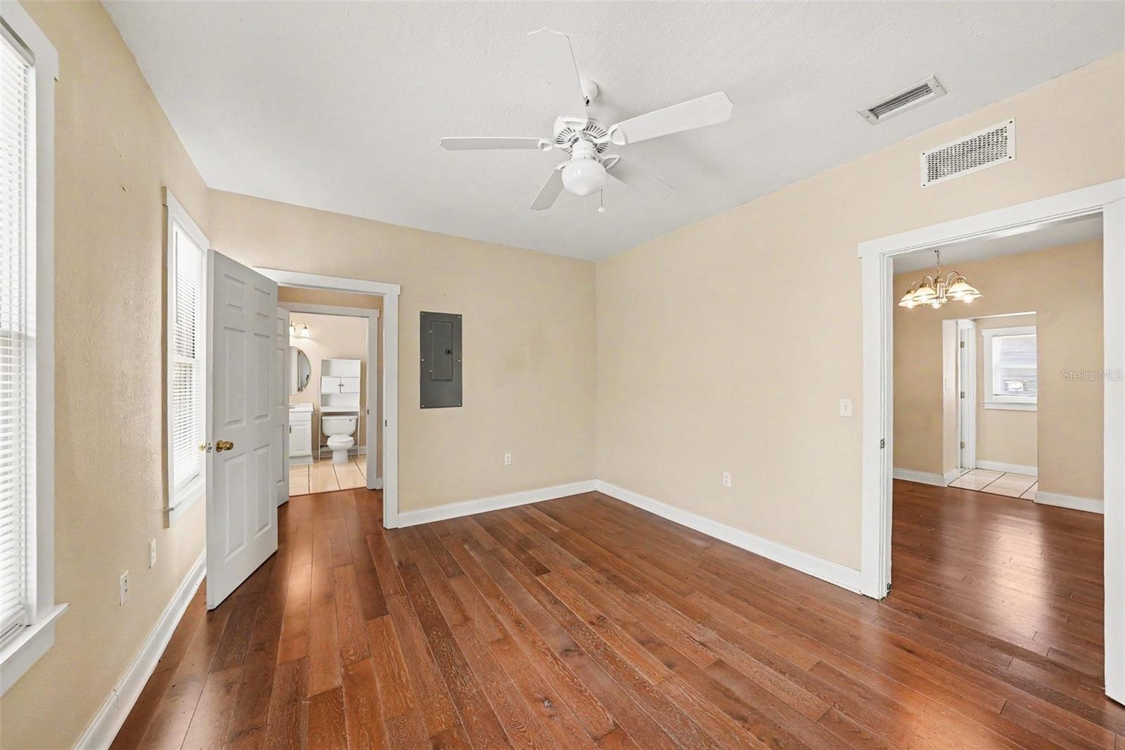 1601 E 15TH AVE, TAMPA, FL — photo 14