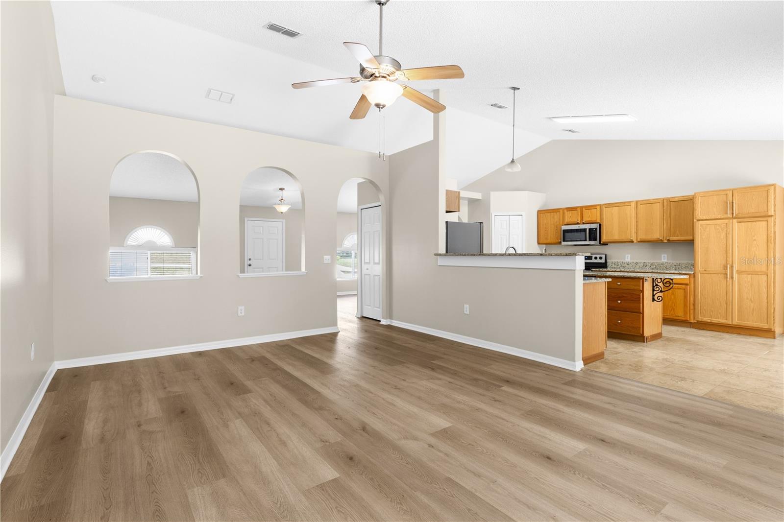 352 CLEARFIELD AVE, SPRING HILL, FL — photo 9
