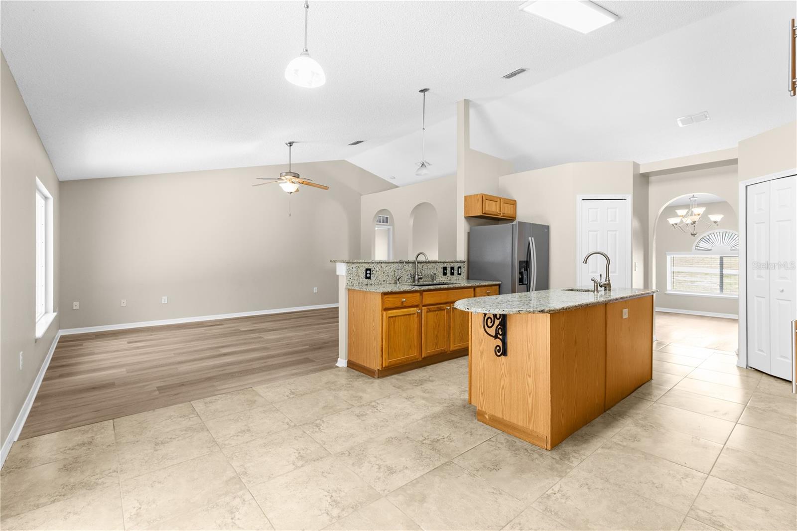 352 CLEARFIELD AVE, SPRING HILL, FL — photo 10