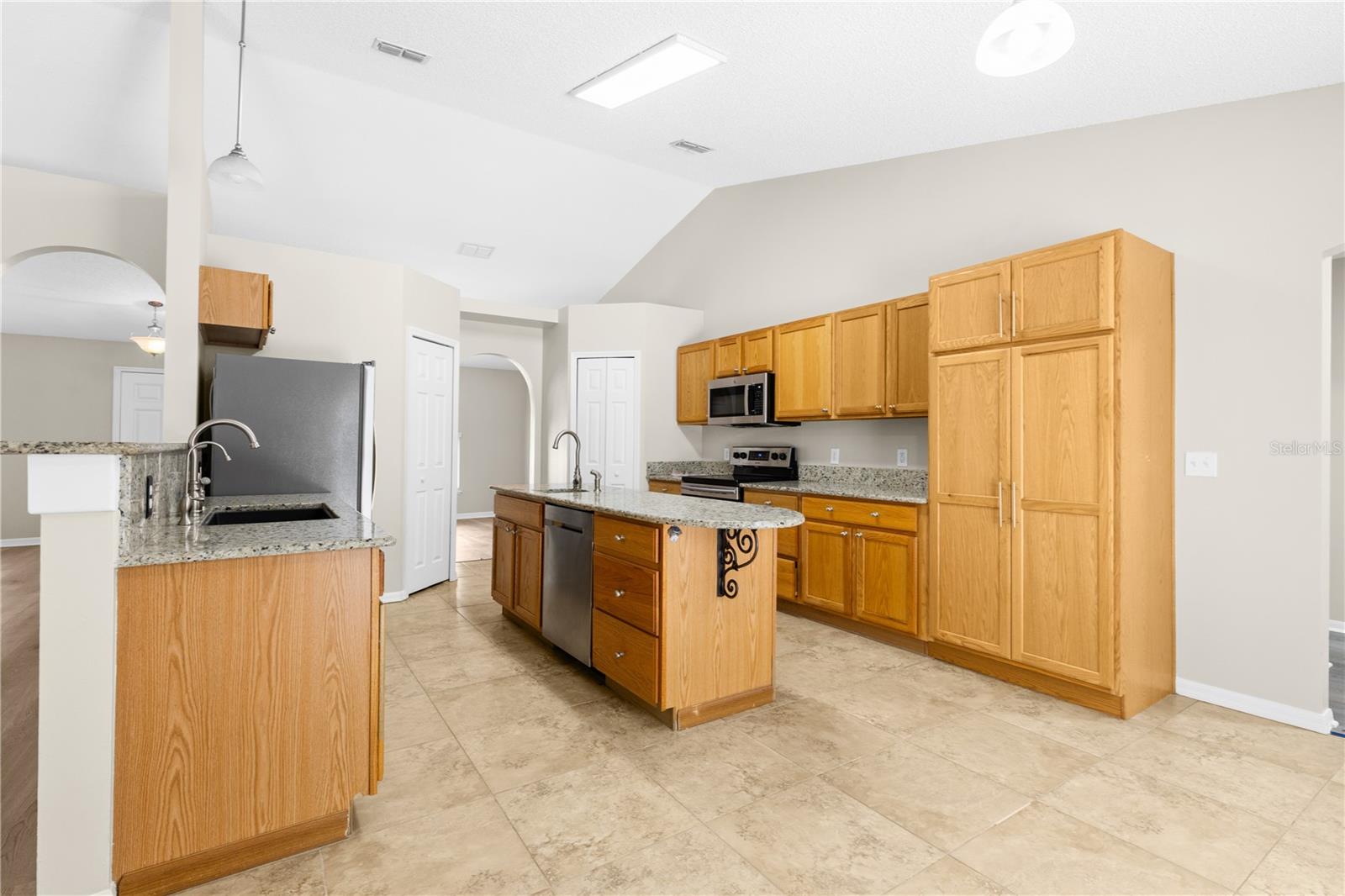 352 CLEARFIELD AVE, SPRING HILL, FL — photo 13