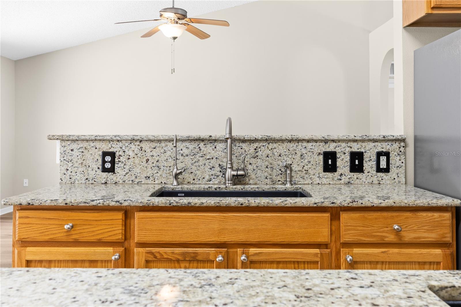 352 CLEARFIELD AVE, SPRING HILL, FL — photo 15