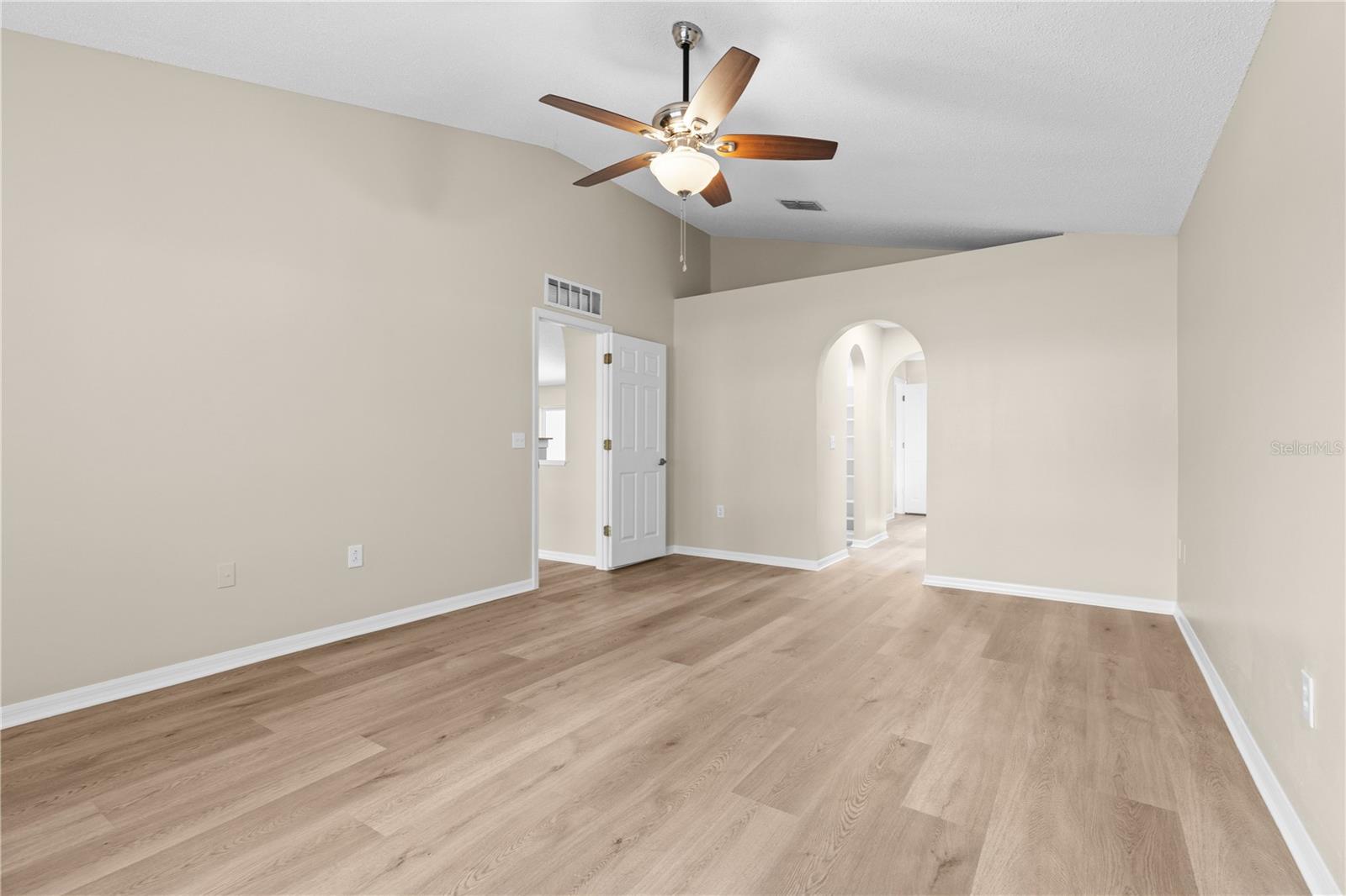 352 CLEARFIELD AVE, SPRING HILL, FL — photo 27