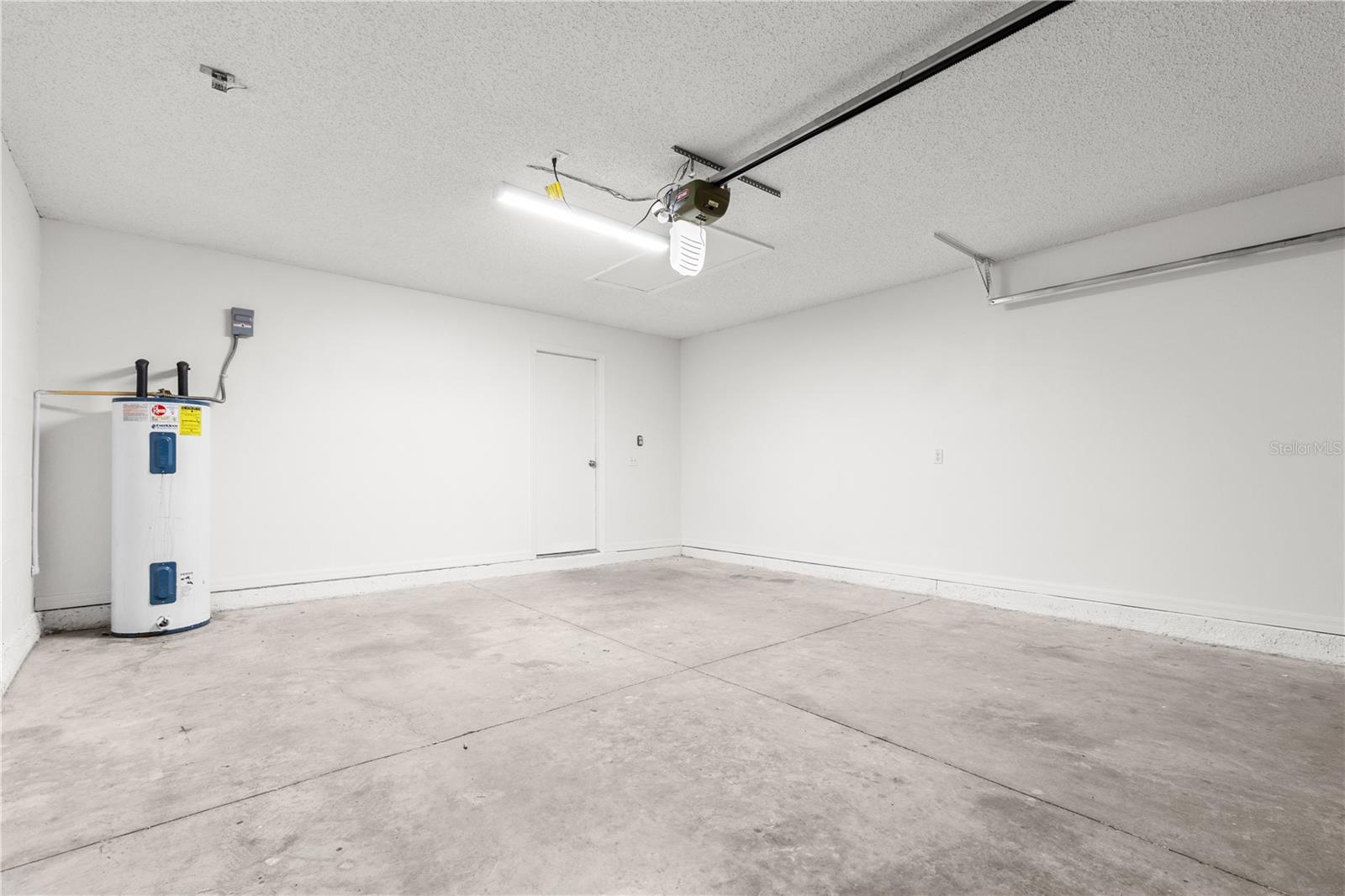 352 CLEARFIELD AVE, SPRING HILL, FL — photo 36