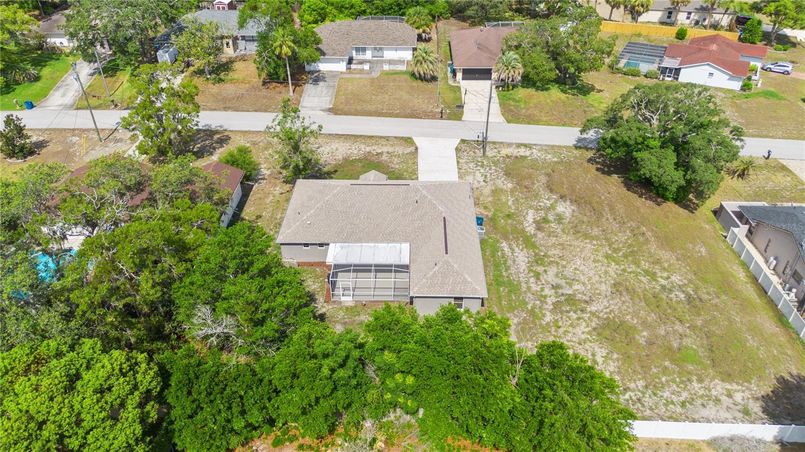 352 CLEARFIELD AVE, SPRING HILL, FL — photo 43