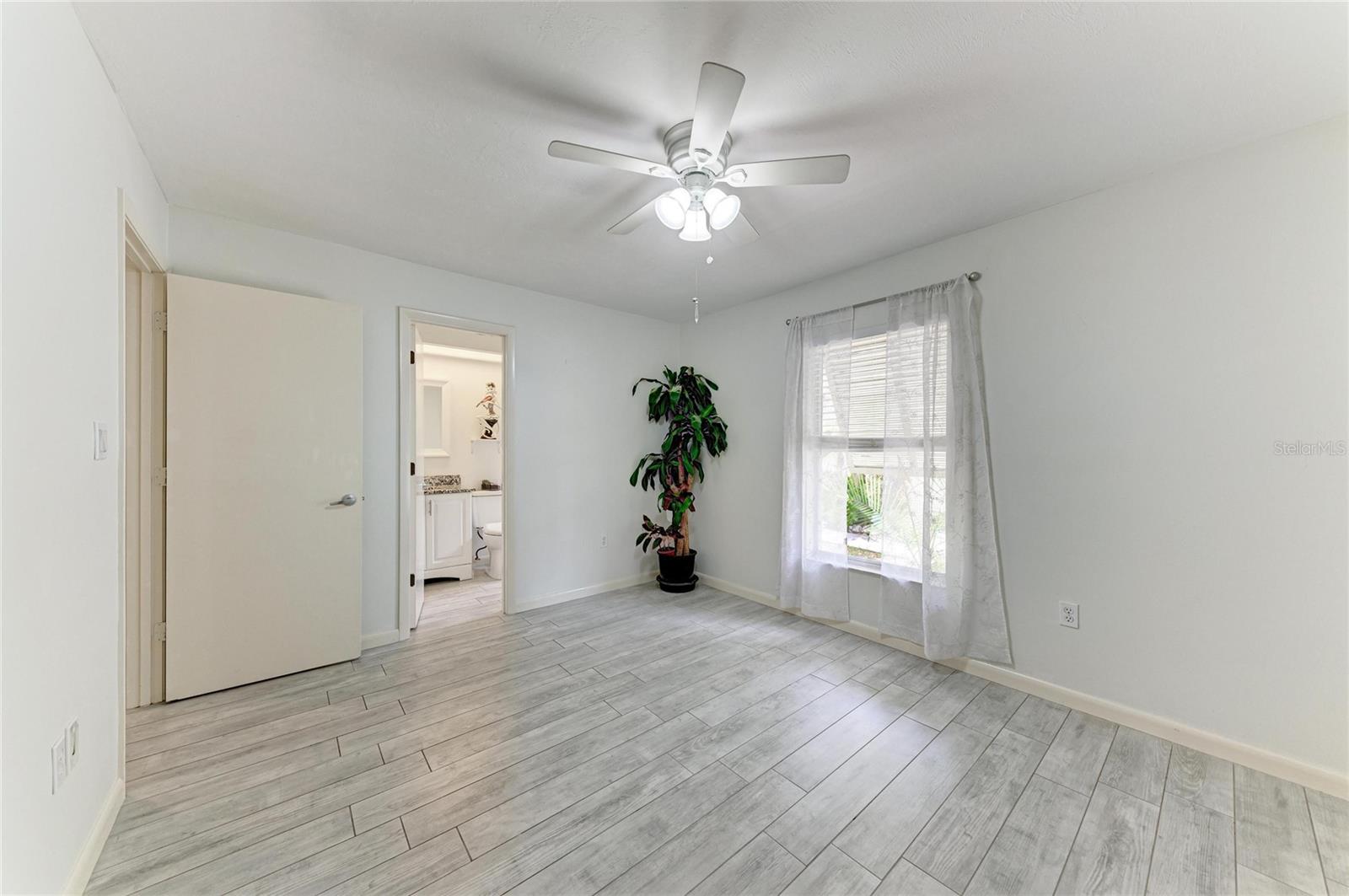 764 N JEFFERSON AVE #764, SARASOTA, FL — photo 13