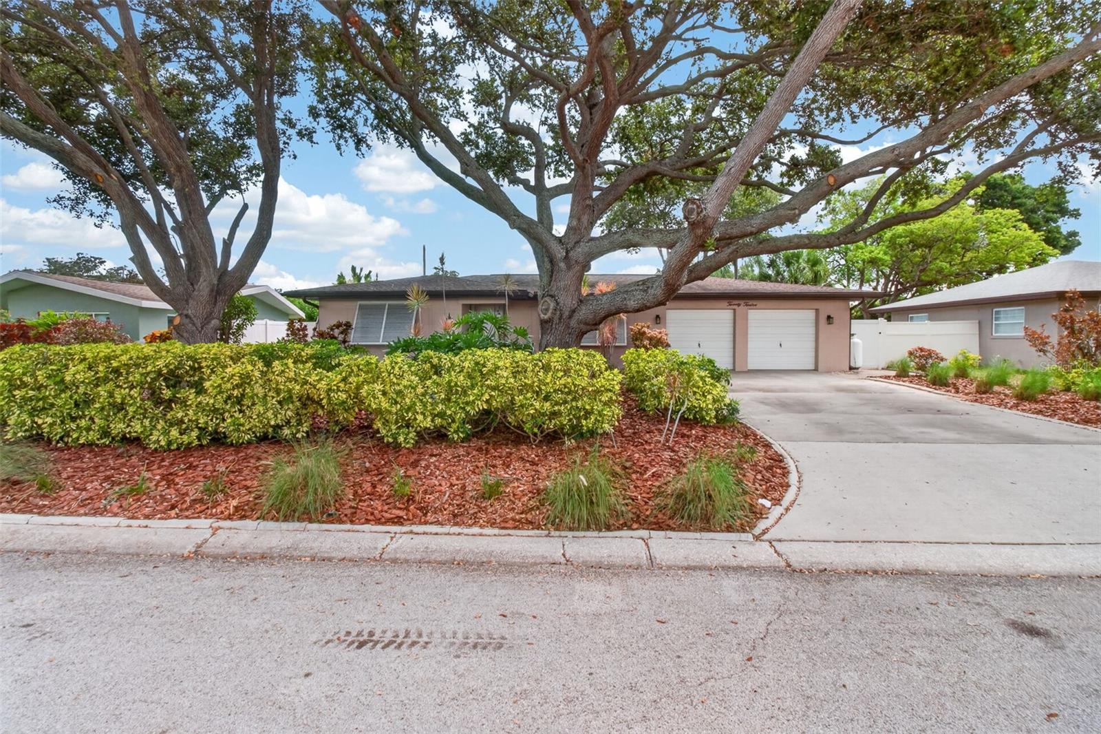 2012 RIPON DR, CLEARWATER, FL