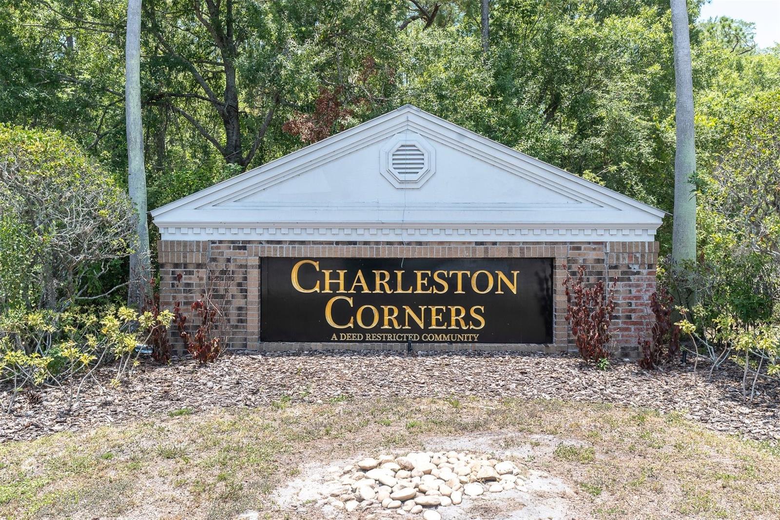9548 CHARLESBERG DRIVE, TAMPA, FL — photo 2