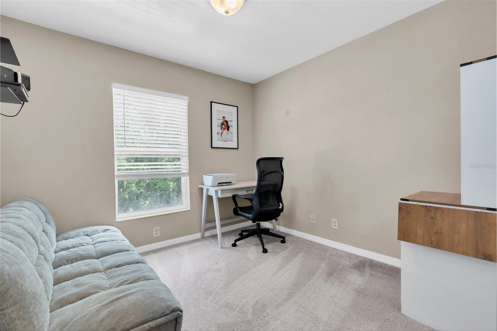 9548 CHARLESBERG DRIVE, TAMPA, FL — photo 18