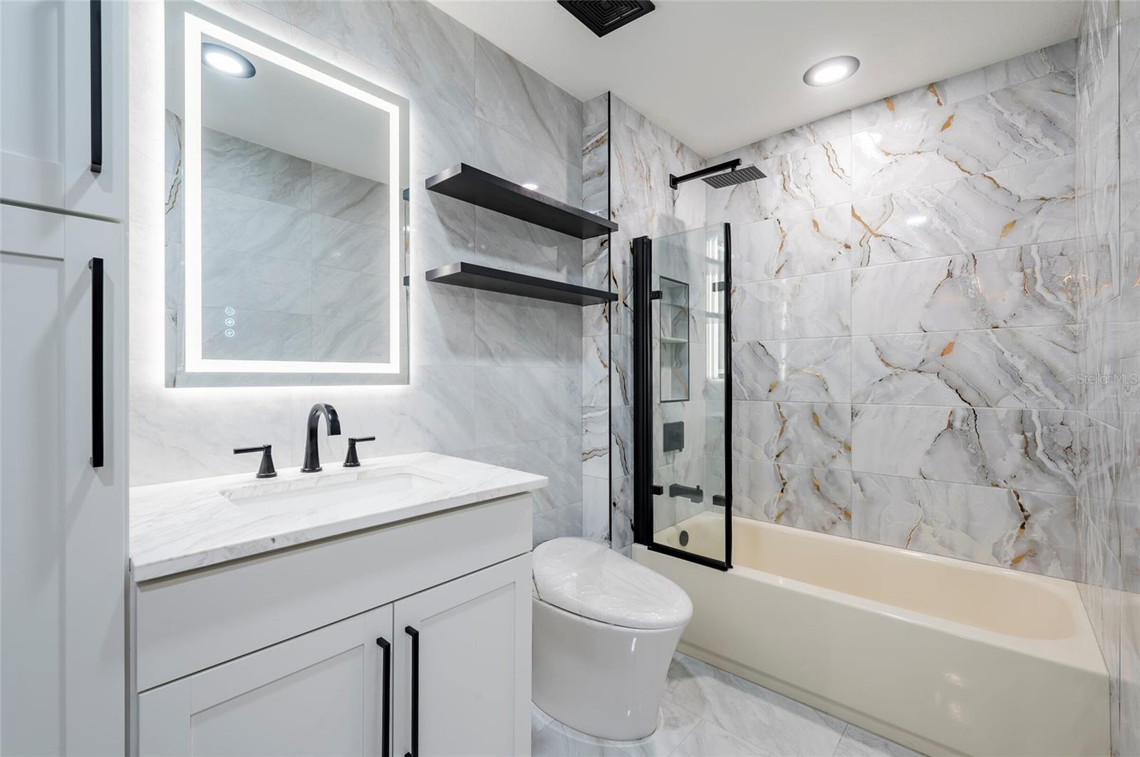 7522 OXFORD GARDEN CIR, APOLLO BEACH, FL — photo 20