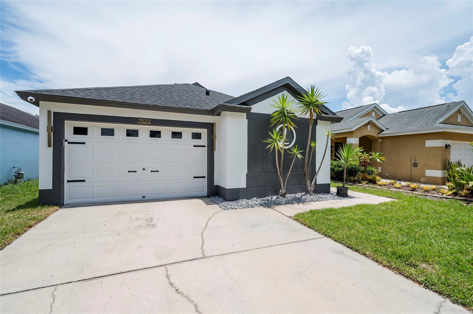 7522 OXFORD GARDEN CIR, APOLLO BEACH, FL — photo 48