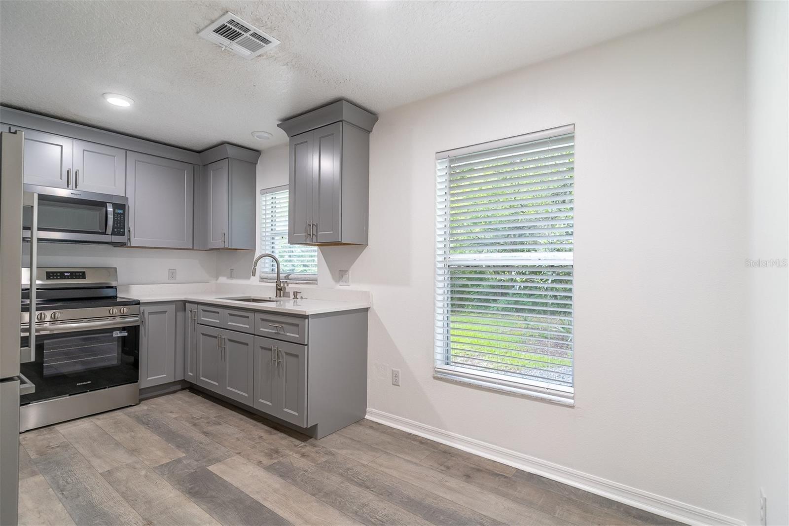 497 W BERESFORD RD, DELAND, FL — photo 14