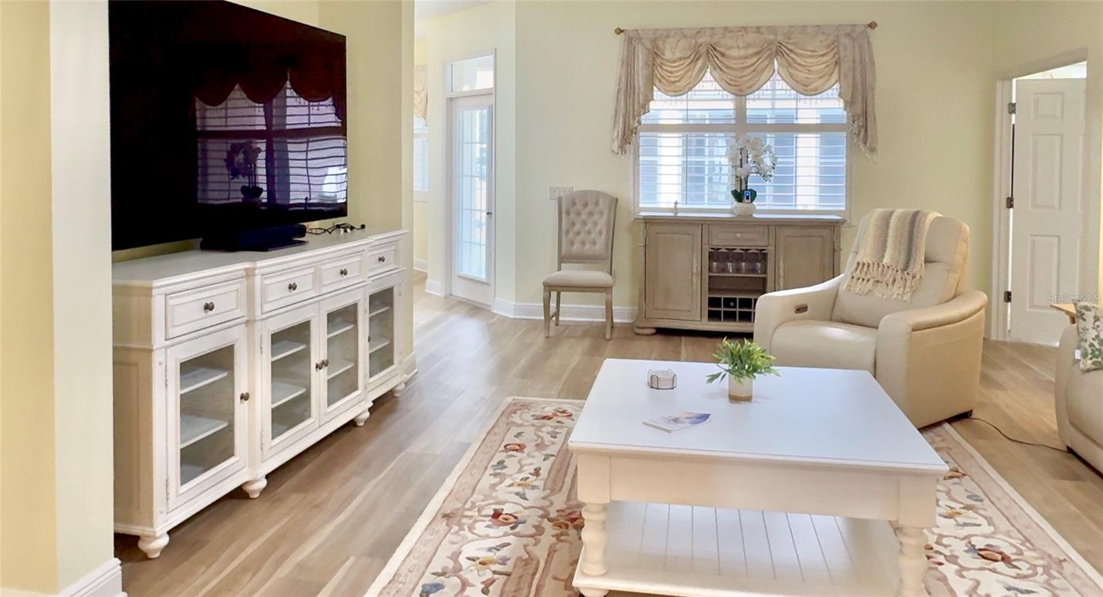 646 MURPHYS ESTATE DR, THE VILLAGES, FL — photo 5
