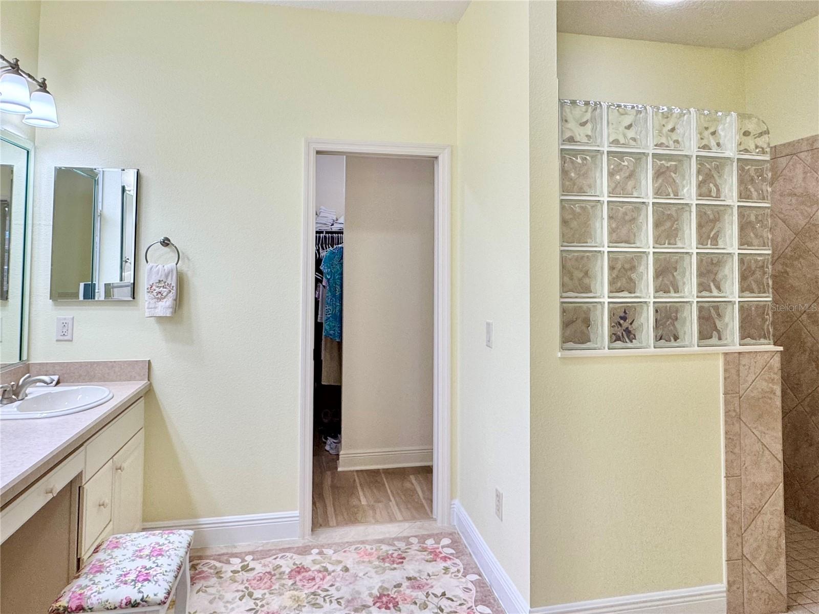 646 MURPHYS ESTATE DR, THE VILLAGES, FL — photo 16