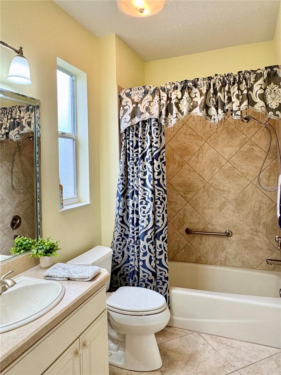646 MURPHYS ESTATE DR, THE VILLAGES, FL — photo 21