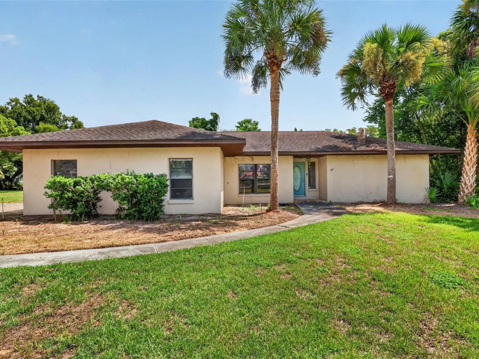 2085 SUSSEX DR, MOUNT DORA, FL — photo 4