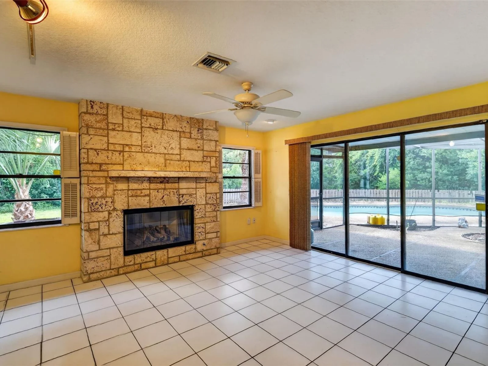 2085 SUSSEX DR, MOUNT DORA, FL — photo 20
