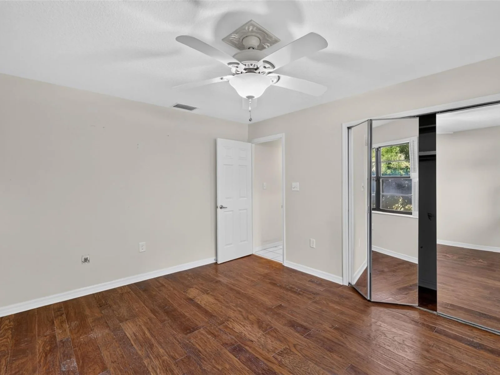 2085 SUSSEX DR, MOUNT DORA, FL — photo 34