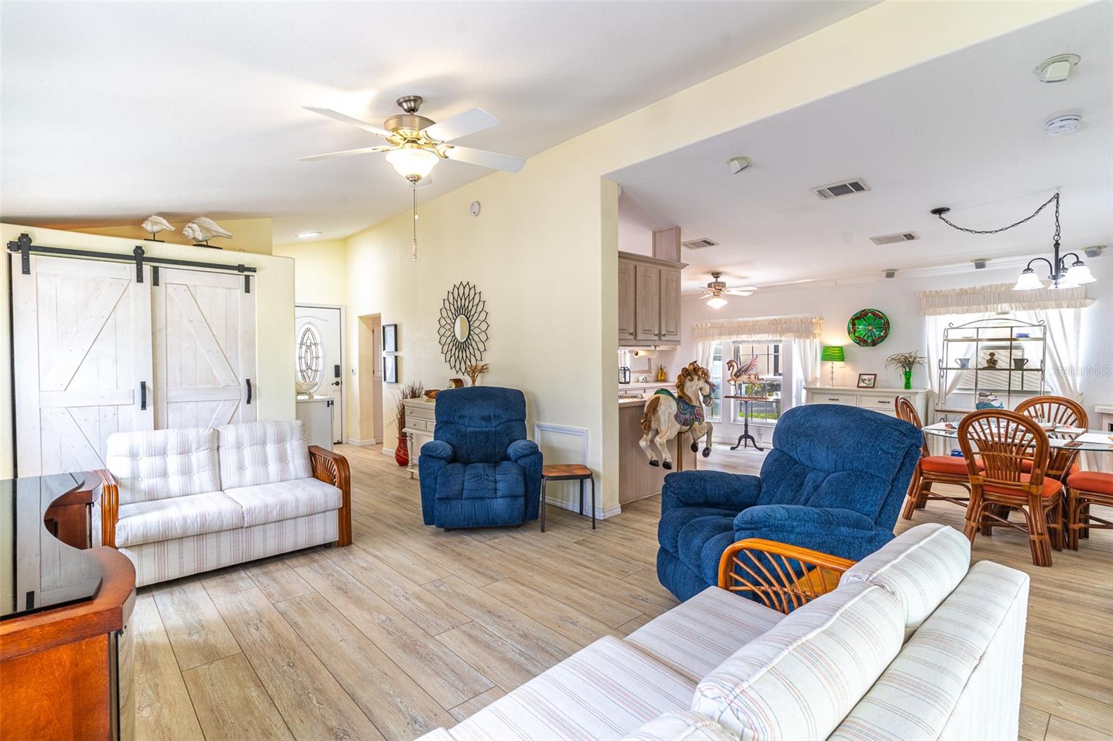 511 PAR PINES BLVD, DAVENPORT, FL — photo 3