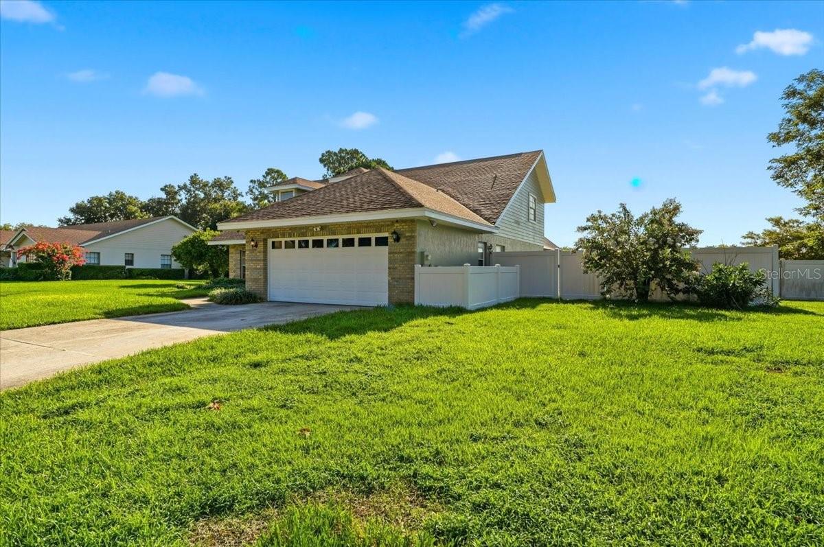 814 CARLTON CT, WINTER HAVEN, FL — photo 3