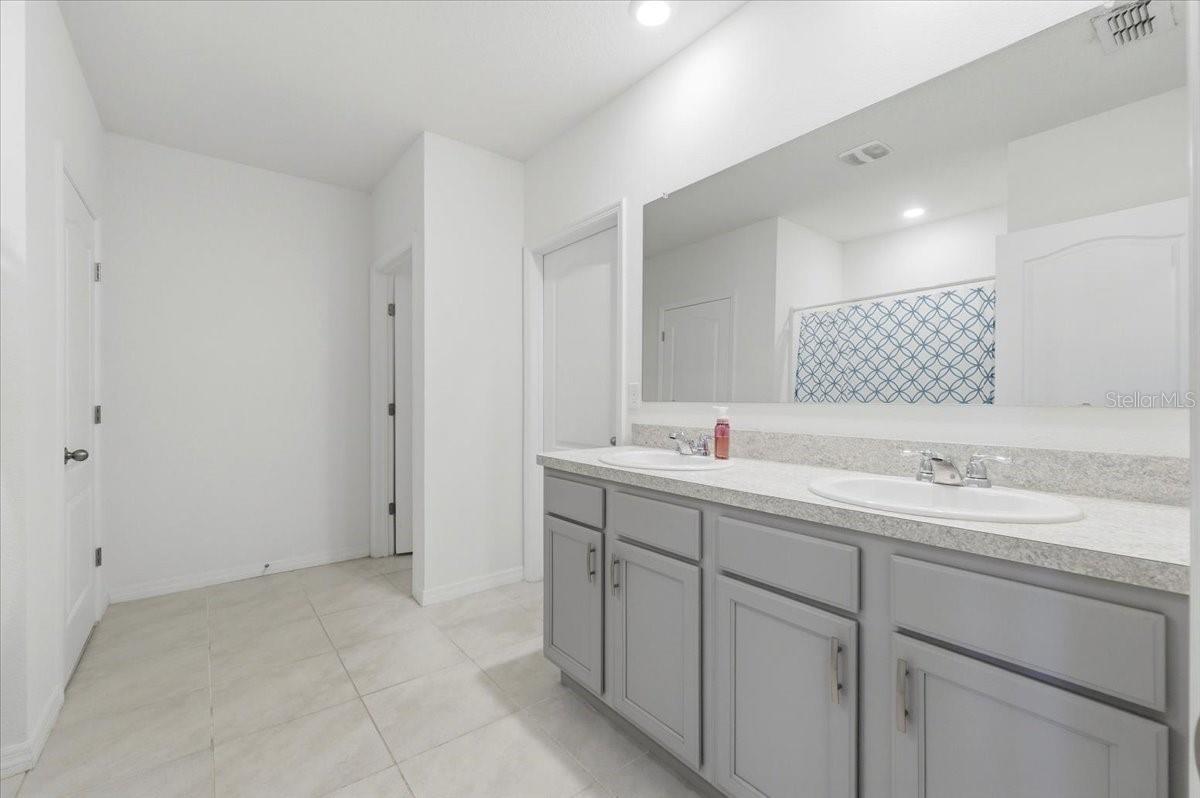 203 AUBURN GROVE BLVD, AUBURNDALE, FL — photo 23