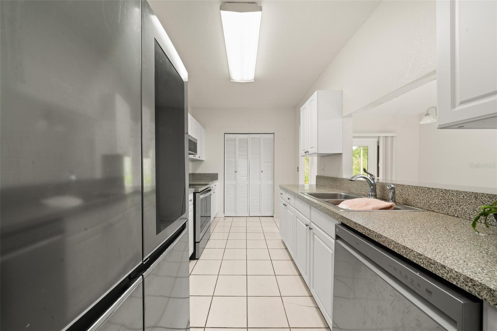 3077 W SCORALICK RD, AVON PARK, FL — photo 10