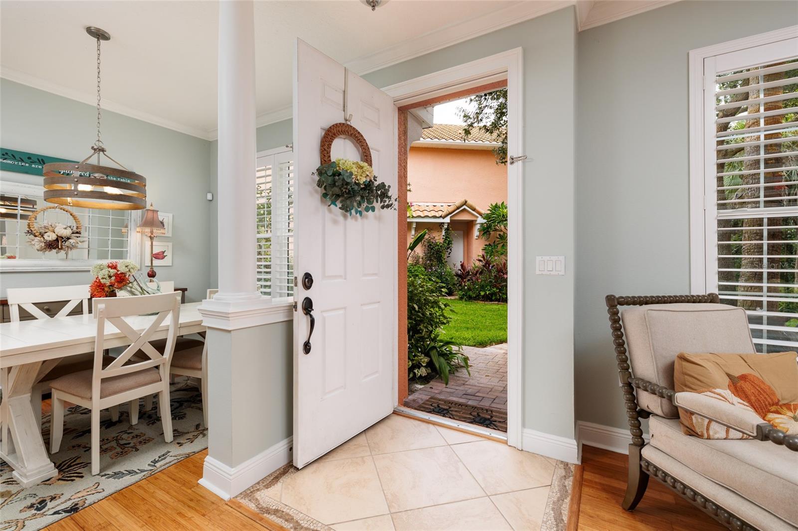 190 BANYAN BAY DR, ST PETERSBURG, FL — photo 4