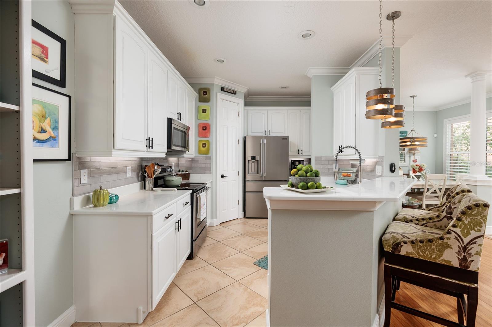 190 BANYAN BAY DR, ST PETERSBURG, FL — photo 13