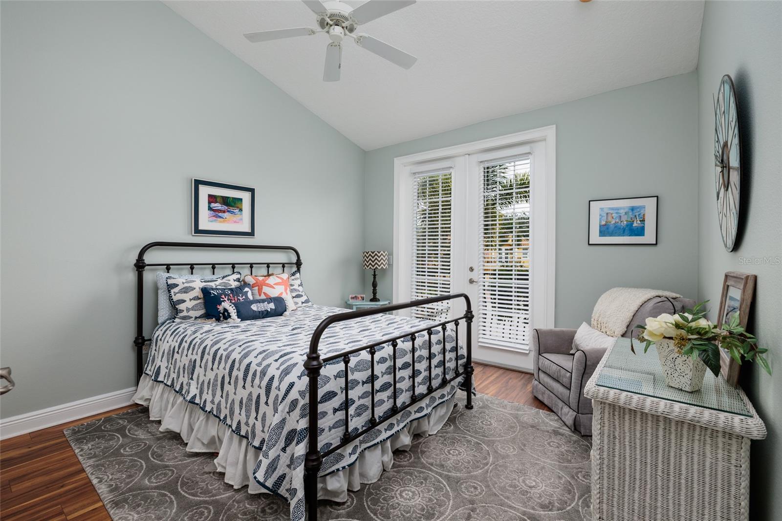 190 BANYAN BAY DR, ST PETERSBURG, FL — photo 28