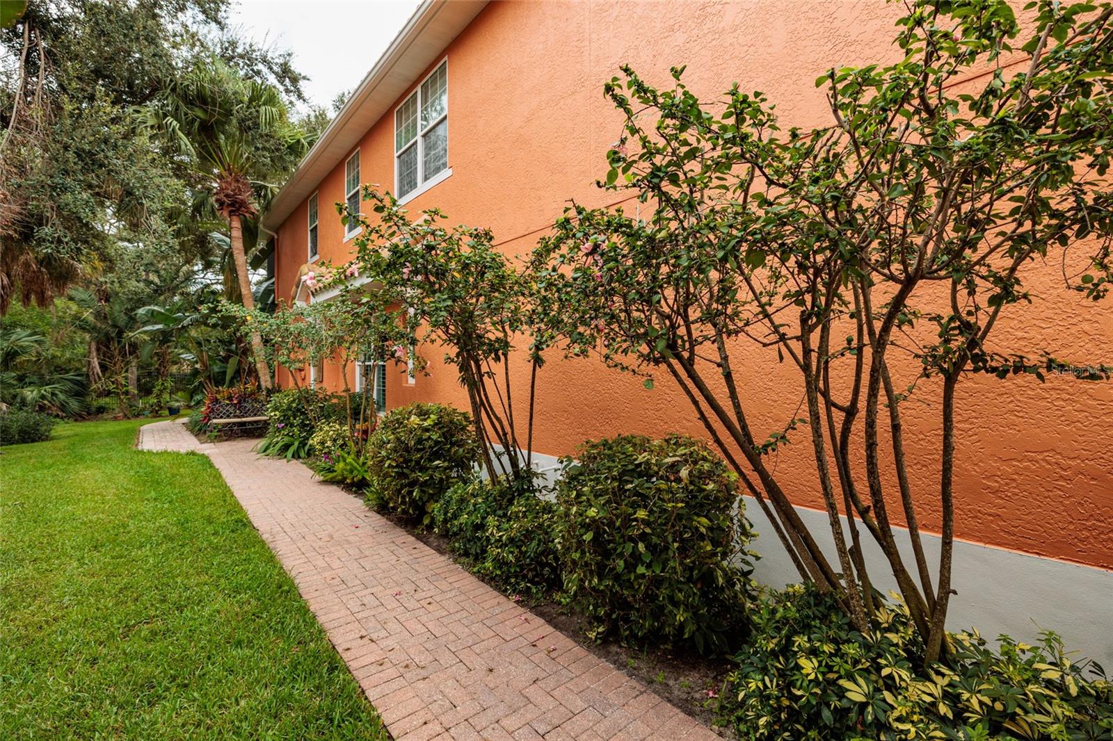 190 BANYAN BAY DR, ST PETERSBURG, FL — photo 34