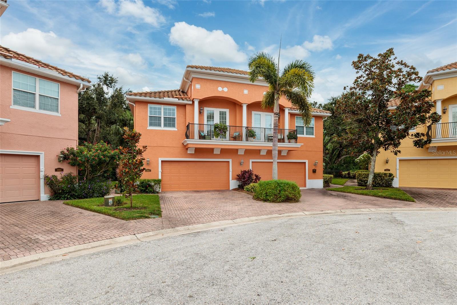 190 BANYAN BAY DR, ST PETERSBURG, FL — photo 52