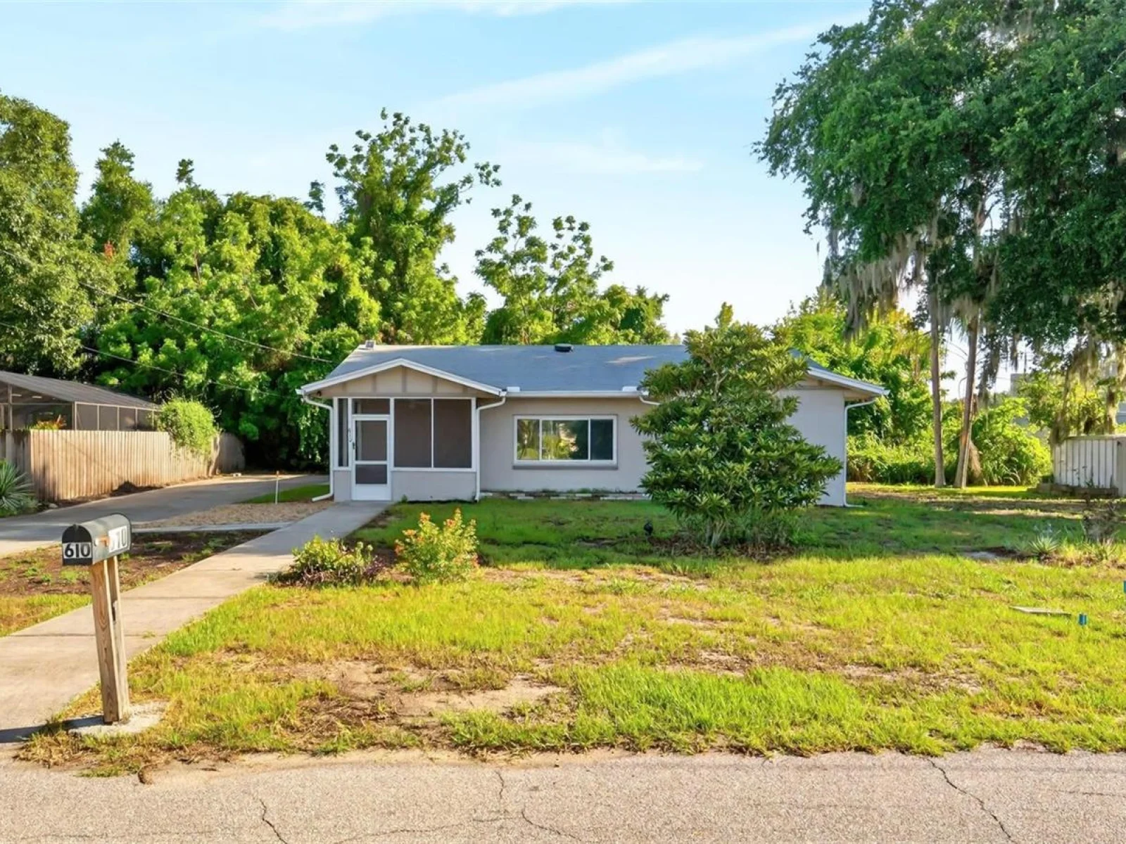 610 W MAUD ST, TAVARES, FL — photo 51