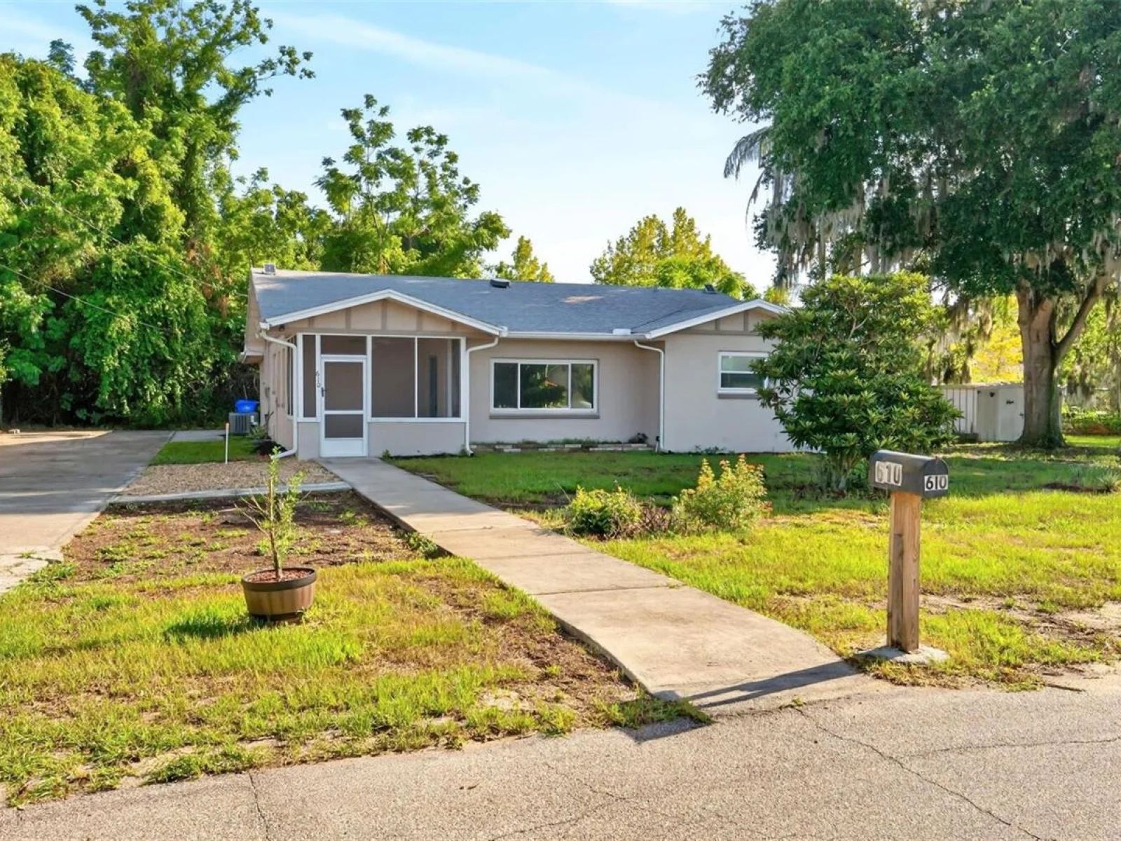 610 W MAUD ST, TAVARES, FL — photo 56