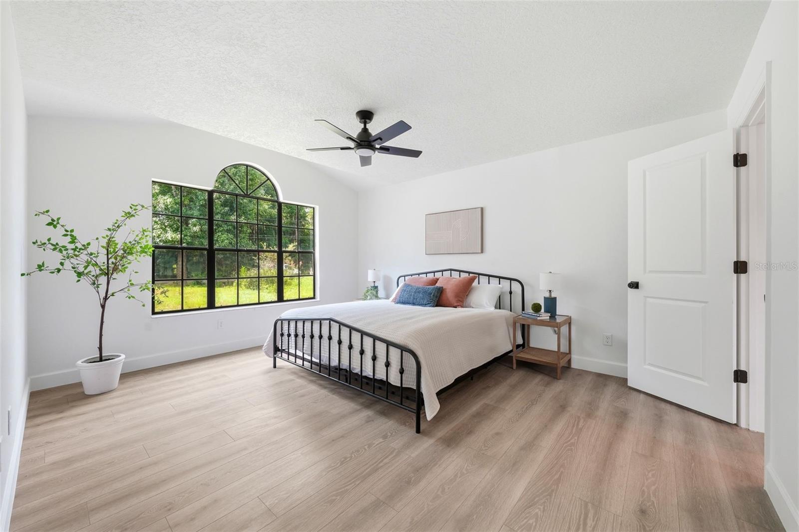350 LAKE CRESCENT DR, DEBARY, FL — photo 8