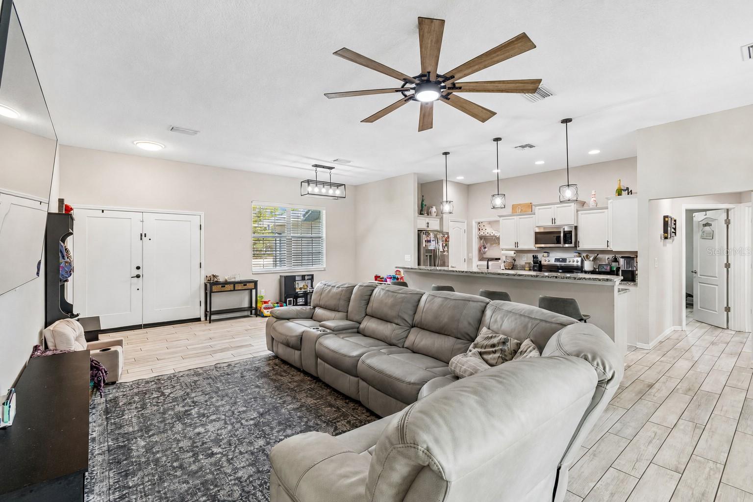 15476 MULHATTON RD, WEEKI WACHEE, FL — photo 4