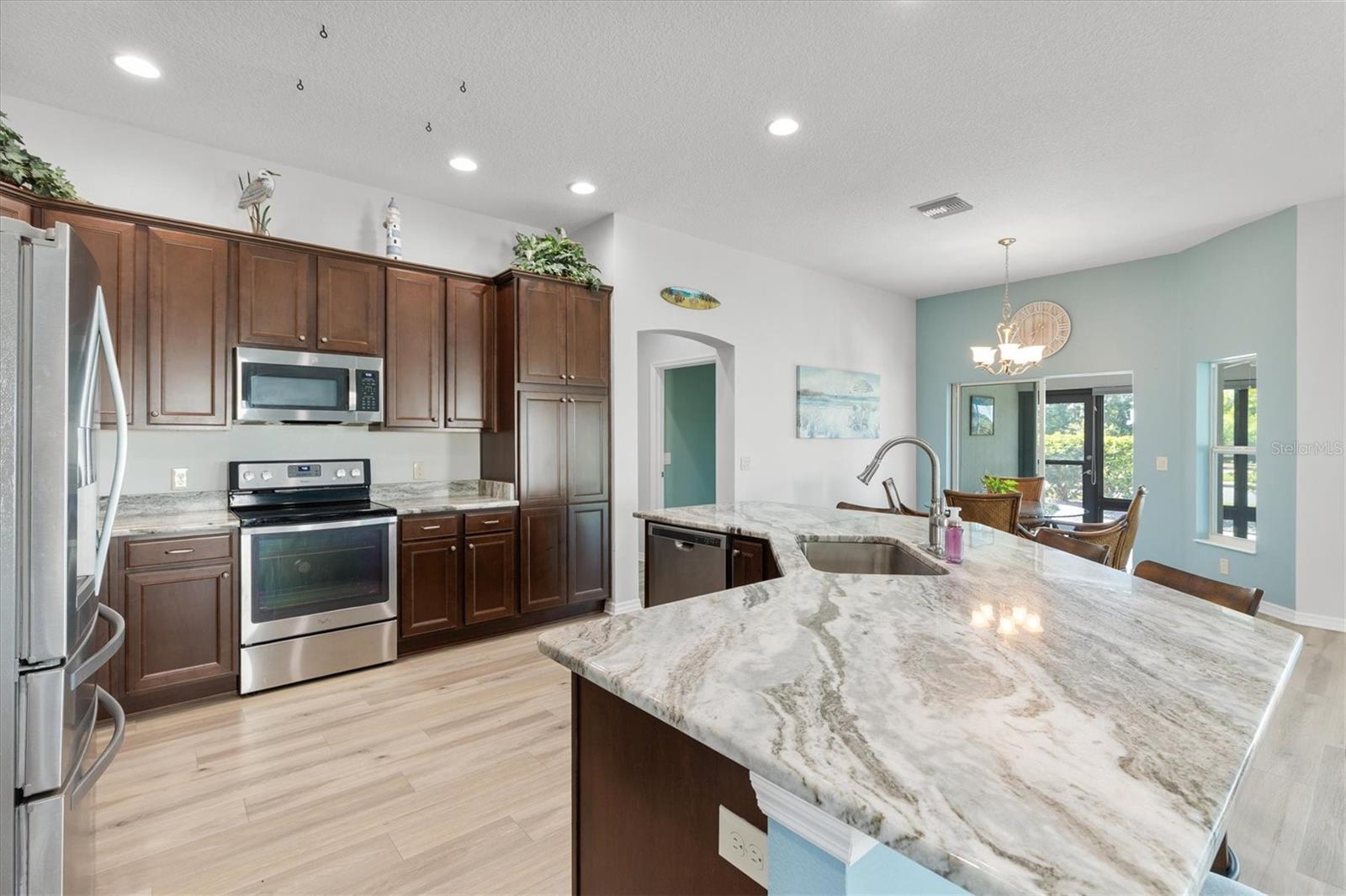 3461 EARL WAY, THE VILLAGES, FL — photo 31