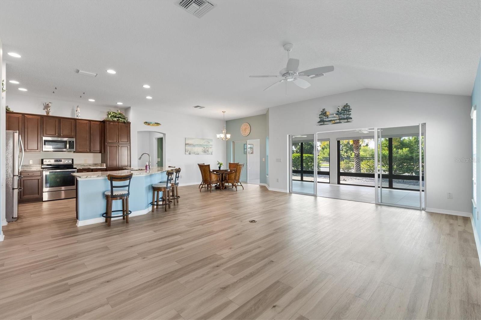 3461 EARL WAY, THE VILLAGES, FL — photo 43