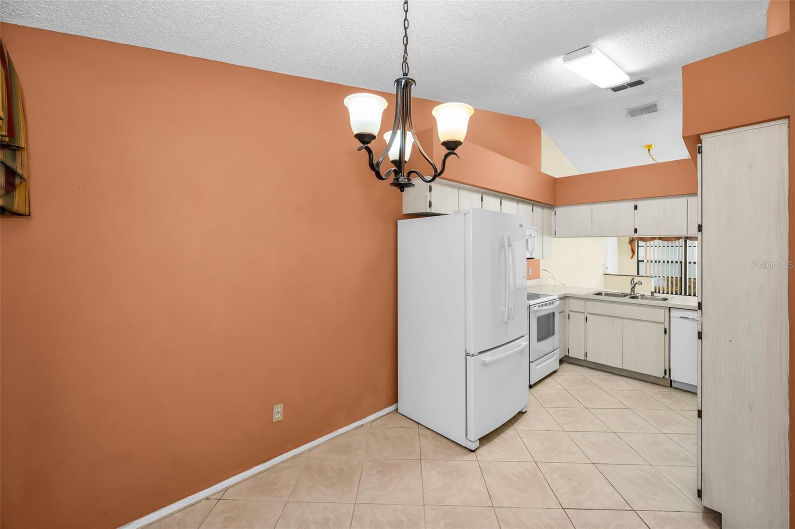 3500 MAGNOLIA RIDGE CIR #405, PALM HARBOR, FL — photo 17