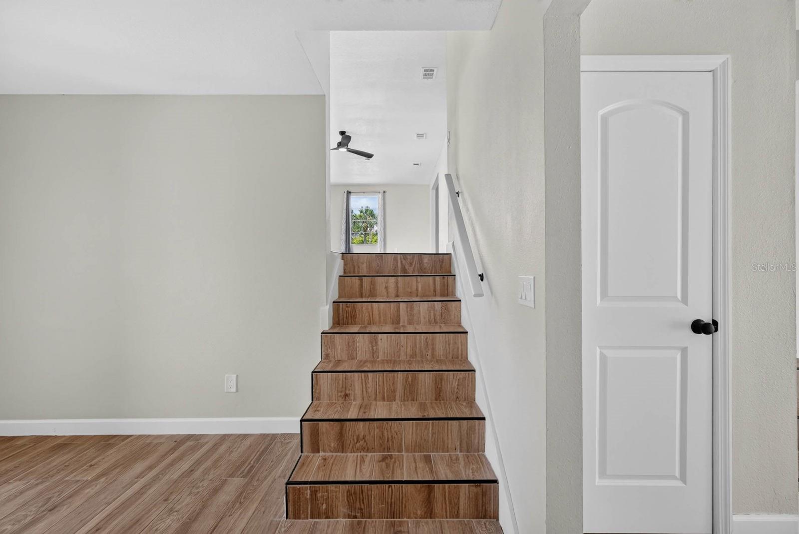 600 SEA GULL CT, EDGEWATER, FL — photo 9