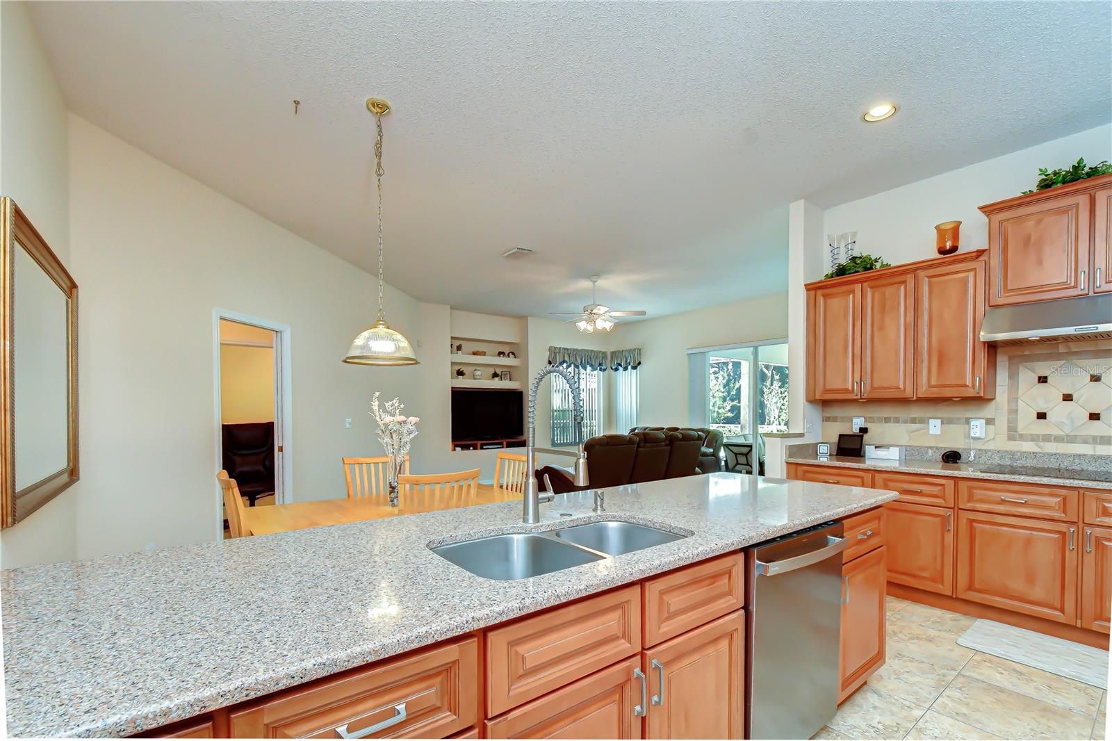 4916 WILLOW RIDGE TER, VALRICO, FL — photo 15