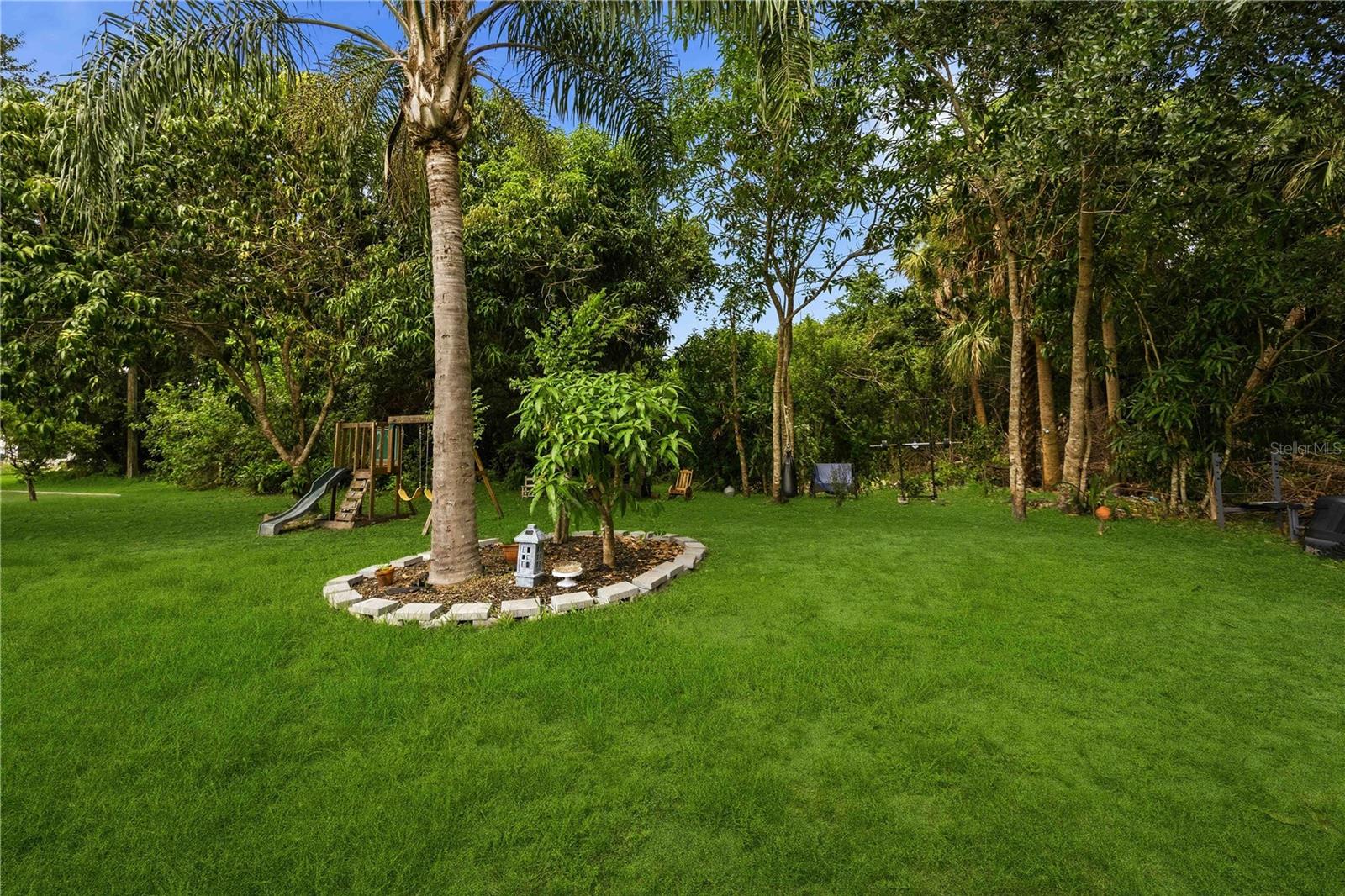 22442 VALE AVE, PUNTA GORDA, FL — photo 37