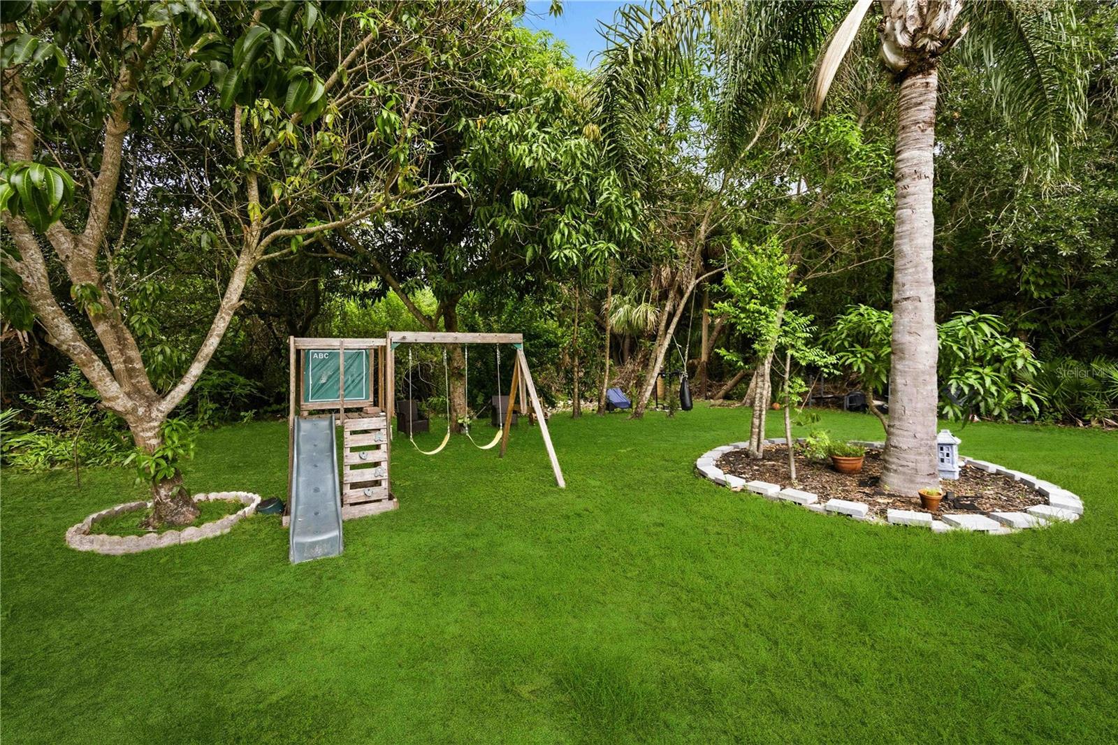 22442 VALE AVE, PUNTA GORDA, FL — photo 38