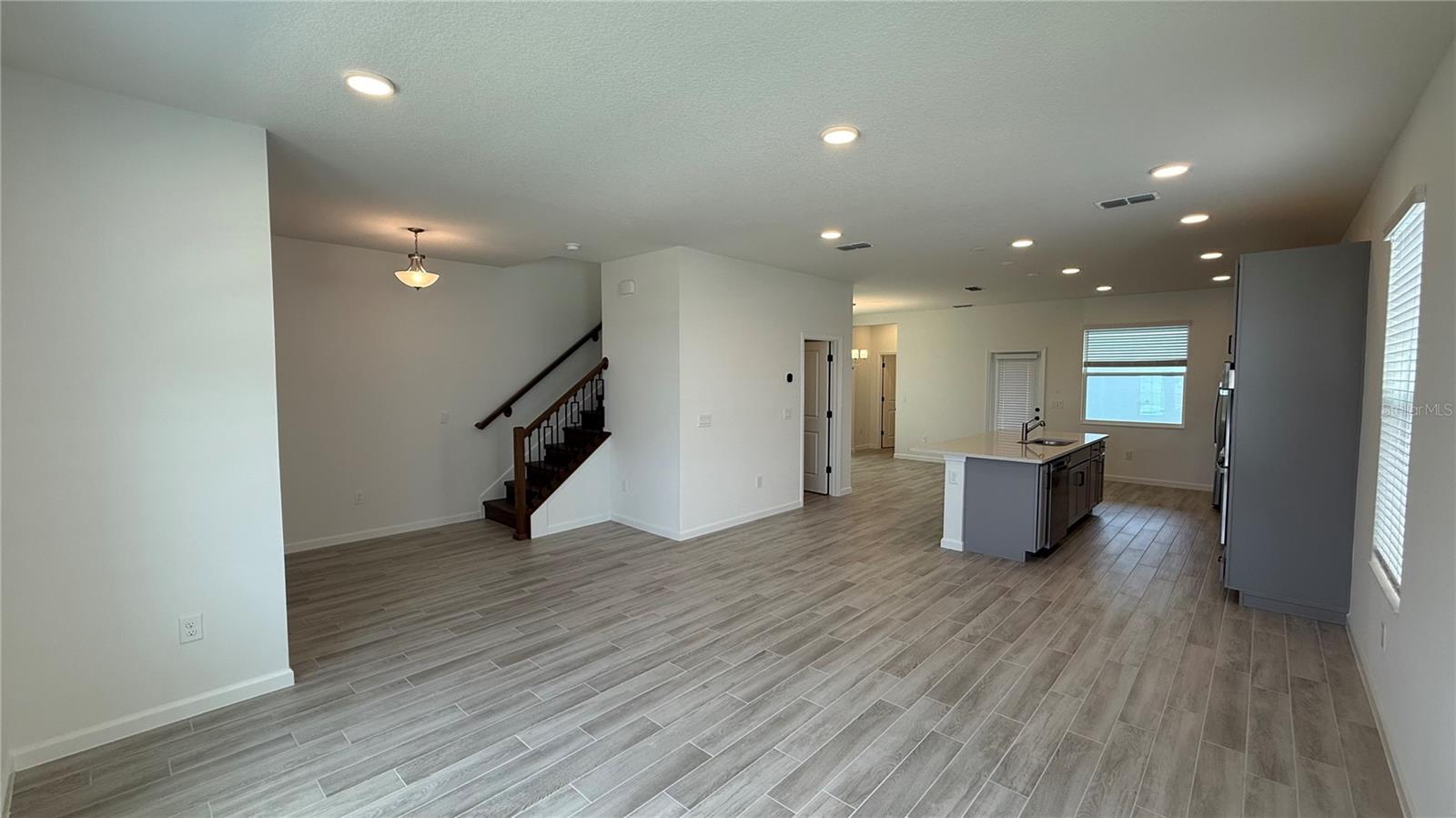 17131 BEACHGRASS ALY, WINTER GARDEN, FL — photo 2