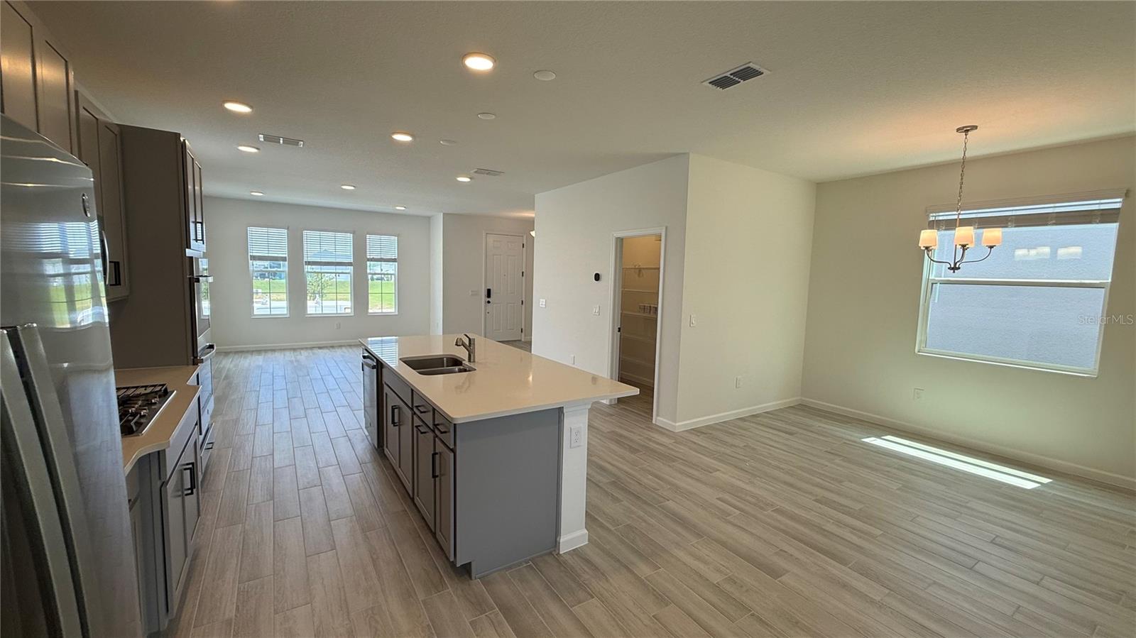 17131 BEACHGRASS ALY, WINTER GARDEN, FL — photo 3